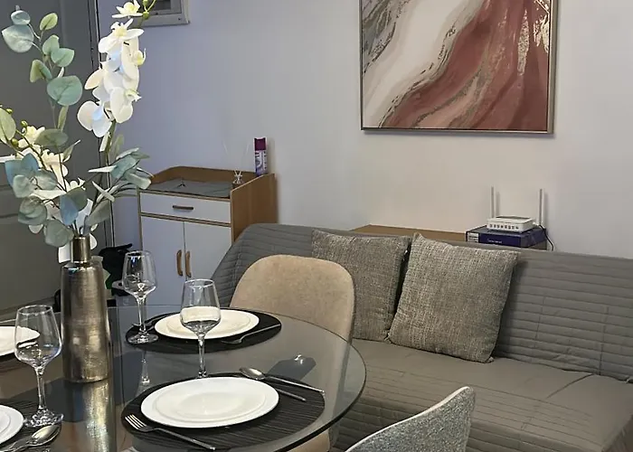 2 Bedrooms With Pull Out Bed Apartment Cebu